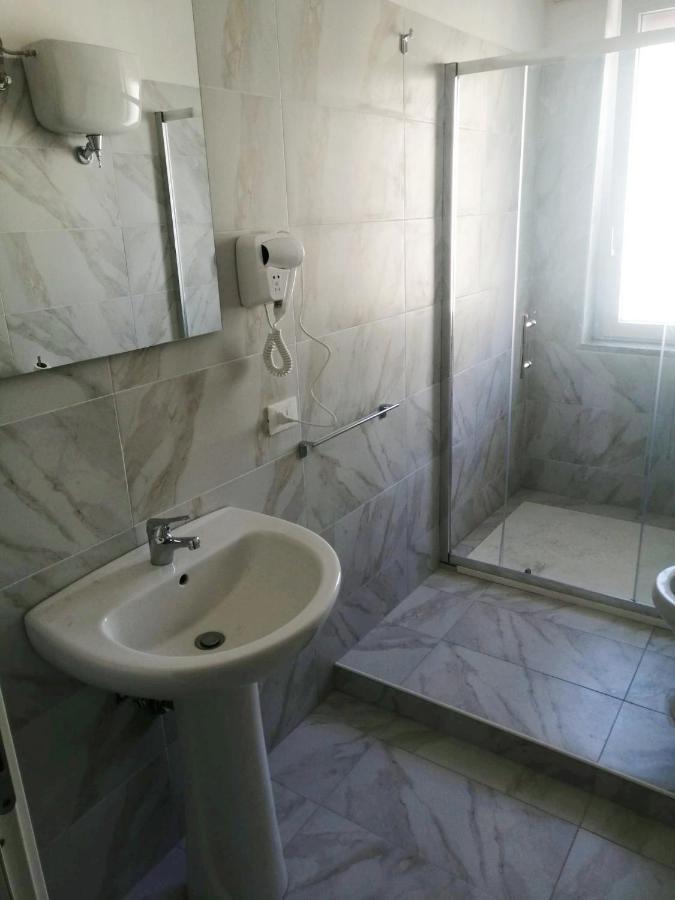 Le Solite Holiday Rooms ซานเตอูเฟเมีย ลาเมเซีย ภายนอก รูปภาพ